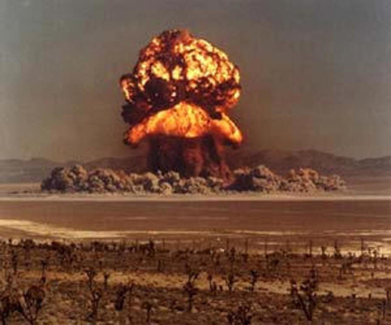Big_bomba_yader